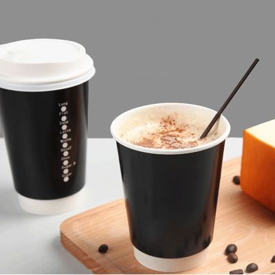 EN13432 μίας χρήσης εγγράφου φλυτζανιών 400Ml 12Oz φλυτζάνια καφέ συνήθειας take-$l*away με το καπάκι